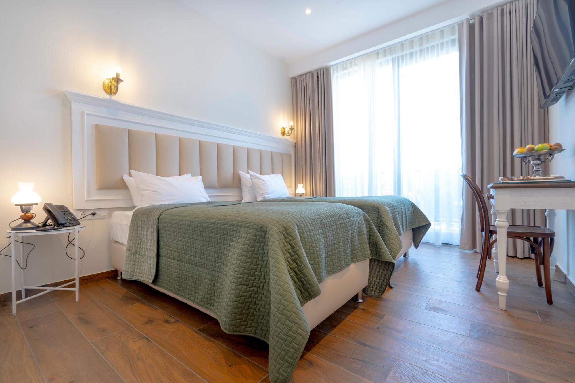 Iris Hotel 트빌리시 외부 사진